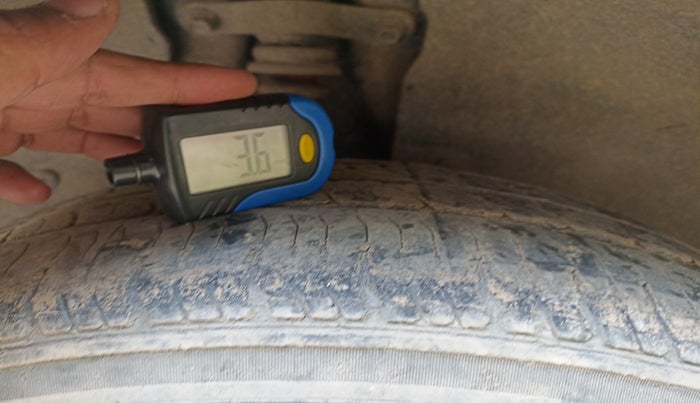 2017 Hyundai Creta SX 1.6 DIESEL, Diesel, Manual, 1,22,597 km, tyre