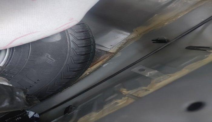 2023 Tata Tiago XZ PLUS CNG, Petrol, Manual, 40,291 km, tyre