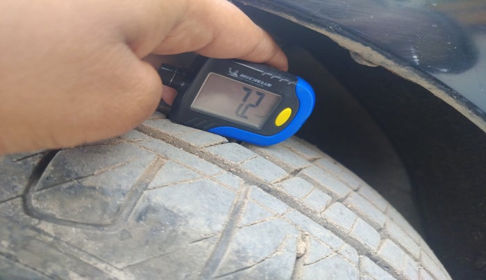 2014 Hyundai New Elantra 1.8 SX MT VTVT, Petrol, Manual, 1,23,930 km, tyre