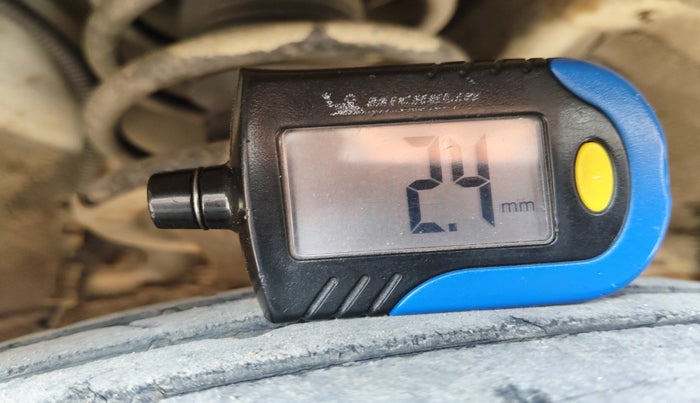 2013 Hyundai i10 ERA 1.1, Petrol, Manual, 85,246 km, tyre