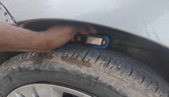 2013 Maruti Ertiga VDI, Diesel, Manual, 1,11,198 km, tyre