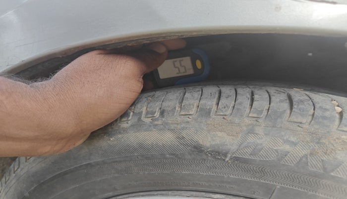 2013 Maruti Ertiga VDI, Diesel, Manual, 1,11,198 km, tyre