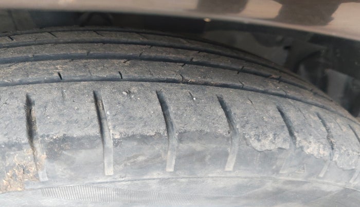 2019 Honda Amaze 1.2L I-VTEC V, Petrol, Manual, 79,071 km, tyre