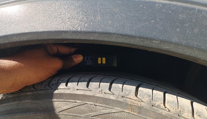 2021 Ford FREESTYLE TITANIUM 1.2 PETROL, Petrol, Manual, 35,395 km, tyre