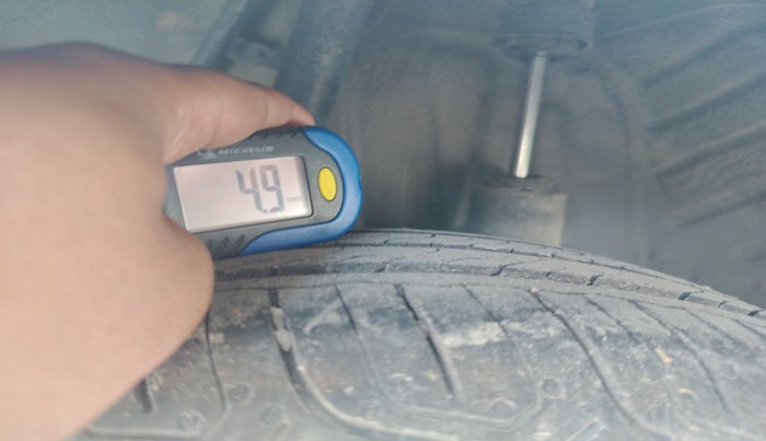 2017 Honda Amaze 1.2L I-VTEC S, Petrol, Manual, 1,49,644 km, tyre