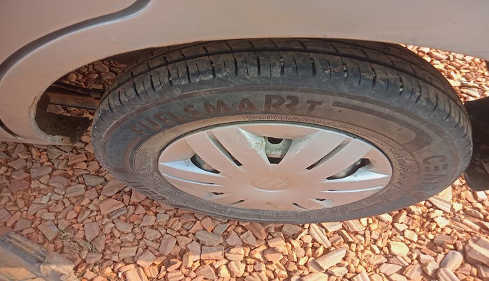 2014 Maruti Alto 800 VXI, Petrol, Manual, 1,00,895 km, tyre