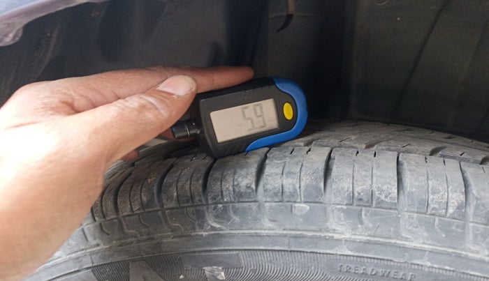 2019 Maruti Dzire VDI, Diesel, Manual, 71,859 km, tyre