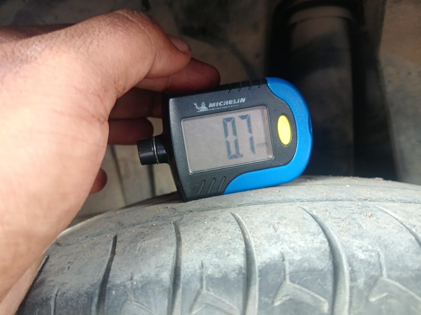 2022 Maruti Dzire VXI, Petrol, Manual, 1,46,853 km, tyre