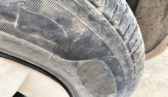 2016 Maruti Alto 800 LXI, Petrol, Manual, 57,499 km, tyre