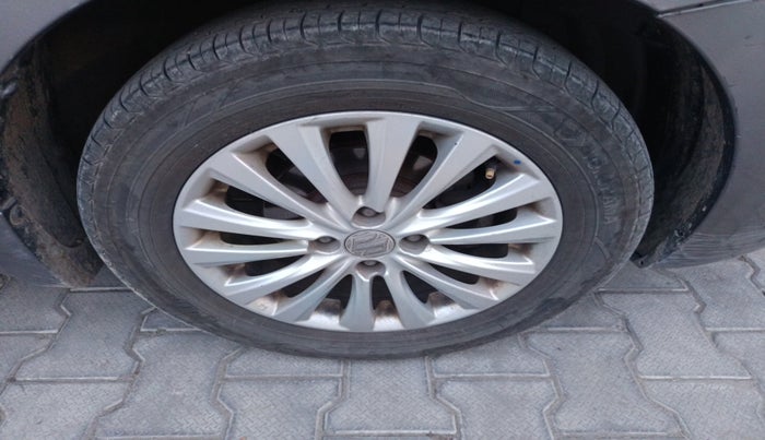 2018 Maruti Ciaz ZETA 1.4  MT PETROL, Petrol, Manual, 1,06,031 km, tyre