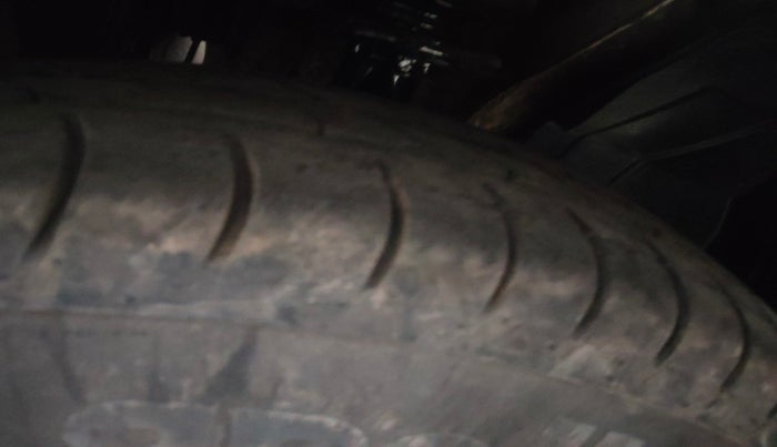 2020 Renault TRIBER RXL MT, Petrol, Manual, 1,25,670 km, tyre