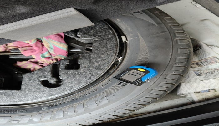 2016 Hyundai Creta SX PLUS 1.6 DIESEL, Diesel, Manual, 89,013 km, tyre