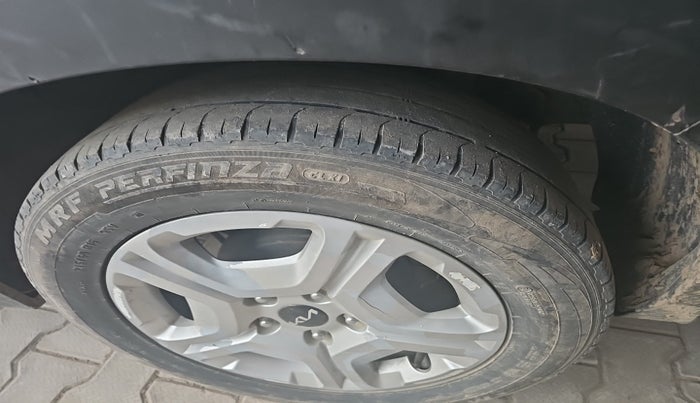 2021 KIA SONET HTK 1.2, Petrol, Manual, 1,19,804 km, tyre