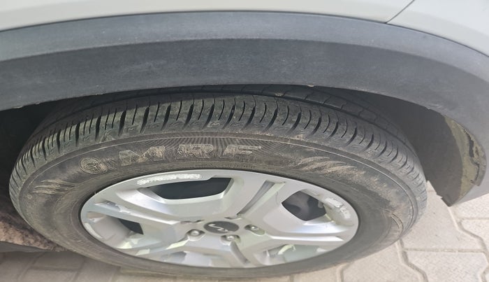 2021 KIA SONET HTK 1.2, Petrol, Manual, 1,19,804 km, tyre