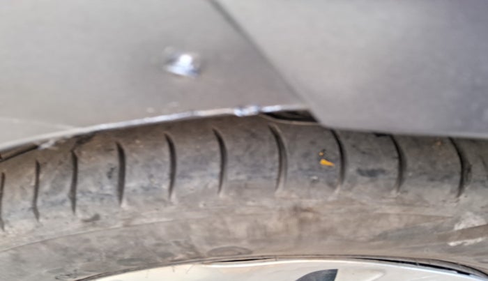 2019 Maruti Celerio VXI CNG, Petrol, Manual, 1,80,173 km, tyre