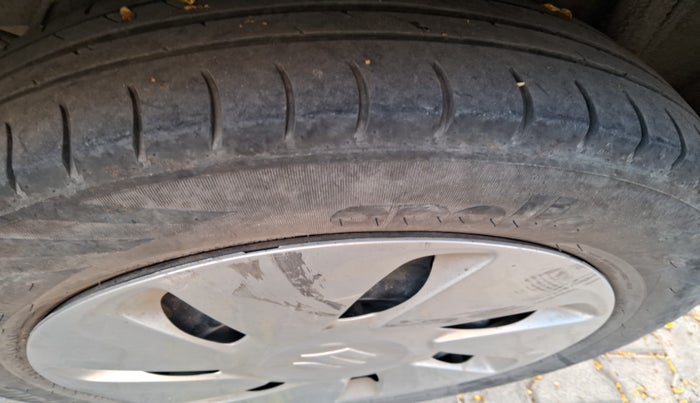 2019 Maruti Celerio VXI CNG, Petrol, Manual, 1,80,173 km, tyre