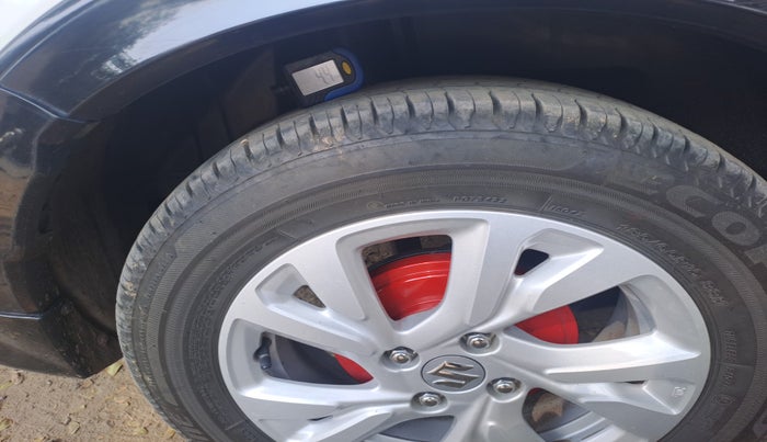 2025 Maruti Swift ZXi, Petrol, Manual, 8,375 km, tyre