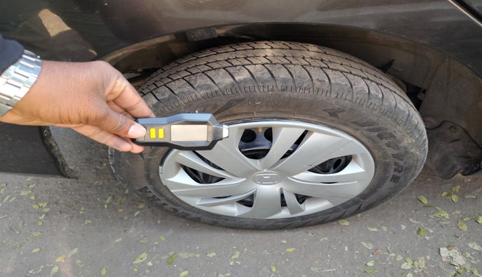 2023 Honda Amaze 1.2L I-VTEC S, Petrol, Manual, 14,900 km, tyre