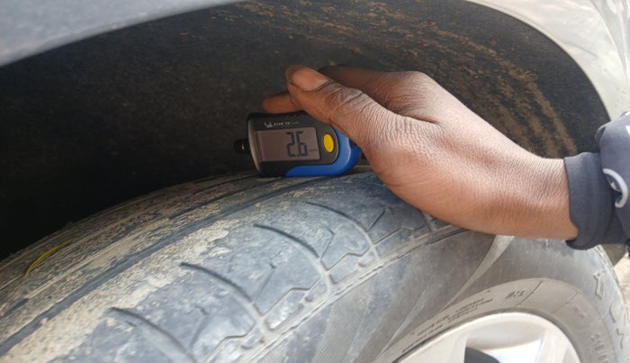 2021 Ford Ecosport TITANIUM 1.5L DIESEL, Diesel, Manual, 31,18,727 km, tyre