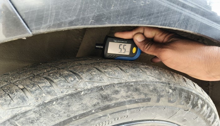 2021 Hyundai GRAND I10 NIOS SPORTZ AMT 1.2 KAPPA VTVT, Petrol, Automatic, 24,681 km, tyre