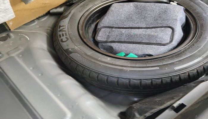 2021 Hyundai GRAND I10 NIOS SPORTZ AMT 1.2 KAPPA VTVT, Petrol, Automatic, 24,681 km, tyre