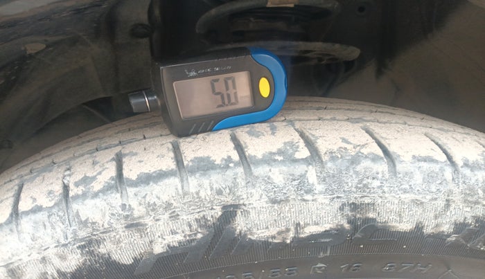 2023 Maruti Baleno ALPHA 1.2 AGS, Petrol, Automatic, 27,556 km, tyre