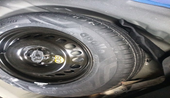 2023 Maruti Baleno ALPHA 1.2 AGS, Petrol, Automatic, 27,556 km, tyre