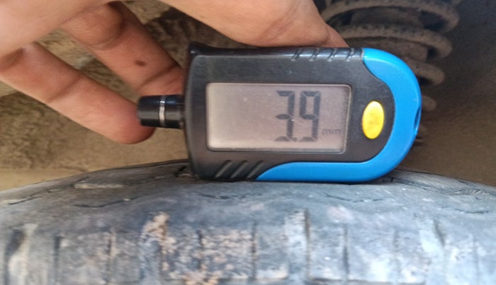 2018 Maruti Eeco 5 STR WITH A/C+HTR, Petrol, Manual, 3,41,216 km, tyre