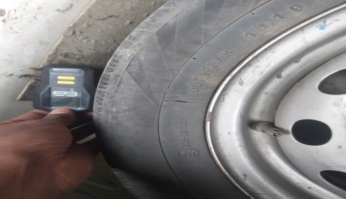 2013 Tata Indica Vista ZX QUADRAJET, Diesel, Manual, 1,43,934 km, tyre