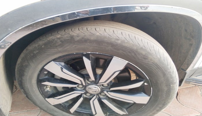 2020 MG HECTOR SHARP 2.0 DIESEL, Diesel, Manual, 78,411 km, tyre