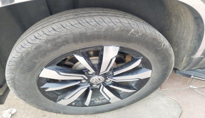 2020 MG HECTOR SHARP 2.0 DIESEL, Diesel, Manual, 78,411 km, tyre