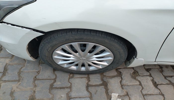 2016 Maruti Ciaz VDI SHVS, Diesel, Manual, 72,632 km, tyre