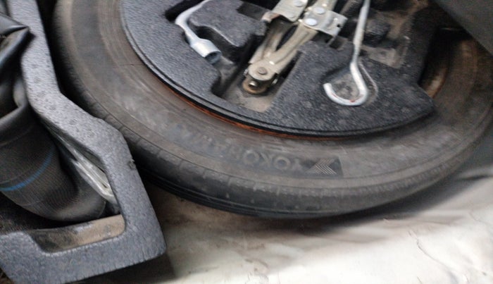 2016 Maruti Ciaz VDI SHVS, Diesel, Manual, 72,632 km, tyre