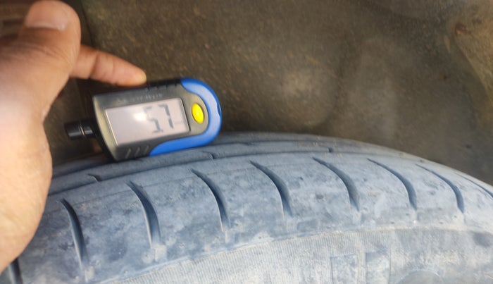 2013 Maruti Swift Dzire VDI, Diesel, Manual, 85,238 km, tyre