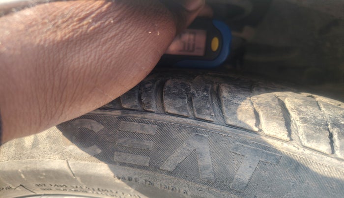 2017 Ford Figo Aspire TITANIUM1.5 DIESEL, Diesel, Manual, 1,12,828 km, tyre