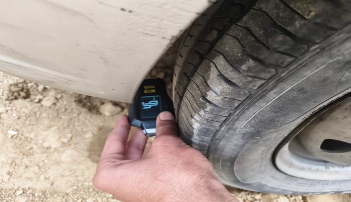 2013 Hyundai Santro Xing GL PLUS, Petrol, Manual, 86,863 km, tyre