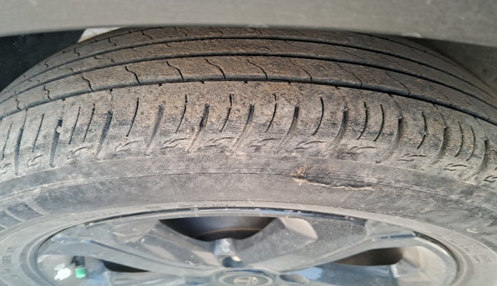 2022 Tata NEXON EV XZ PLUS LUX DARK EDITION, Electric, Automatic, 81,638 km, tyre