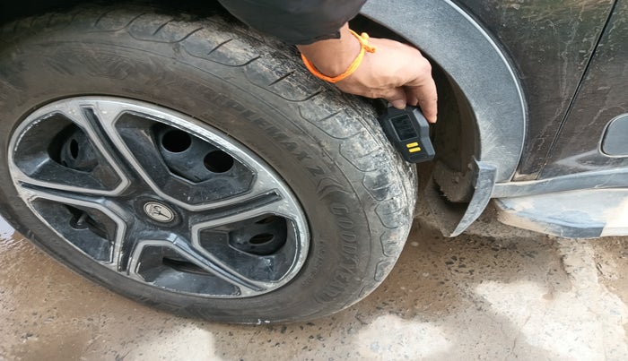 2019 Tata NEXON KRAZ MT DIESEL, Diesel, Manual, 91,235 km, tyre