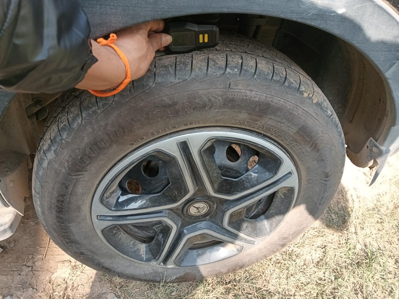 2019 Tata NEXON KRAZ MT DIESEL, Diesel, Manual, 91,235 km, tyre