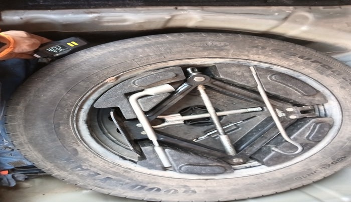 2019 Tata NEXON KRAZ MT DIESEL, Diesel, Manual, 91,235 km, tyre