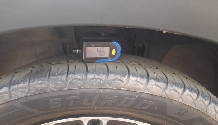 2021 Renault TRIBER RXT, Petrol, Manual, 1,60,229 km, tyre