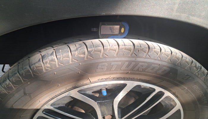 2021 Renault TRIBER RXT, Petrol, Manual, 1,60,229 km, tyre