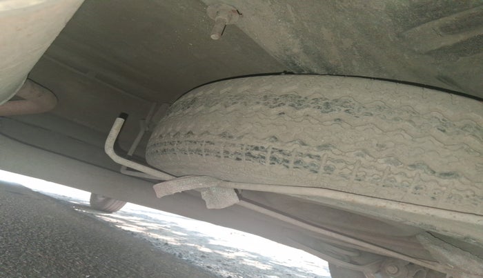 2021 Renault TRIBER RXT, Petrol, Manual, 1,60,229 km, tyre