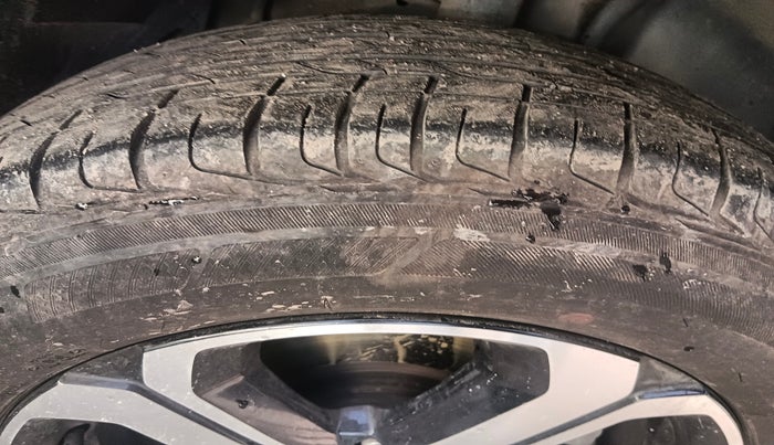 2021 Tata NEXON XZ PLUS DIESEL, Diesel, Manual, 88,293 km, tyre