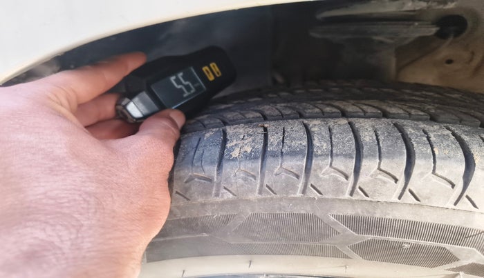 2021 Maruti New Wagon-R LXI CNG 1.0, Petrol, Manual, 1,33,402 km, tyre