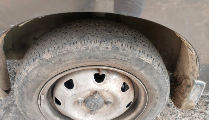 2016 Maruti Alto K10 LXI, Petrol, Manual, 61,154 km, tyre