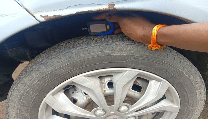 2011 Chevrolet Spark LS 1.0 LPG, Petrol, Manual, 95,783 km, tyre