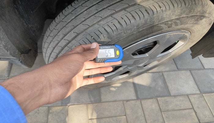 2024 Maruti BREZZA VXI AT SMART HYBRID, Petrol, Automatic, 10,644 km, tyre