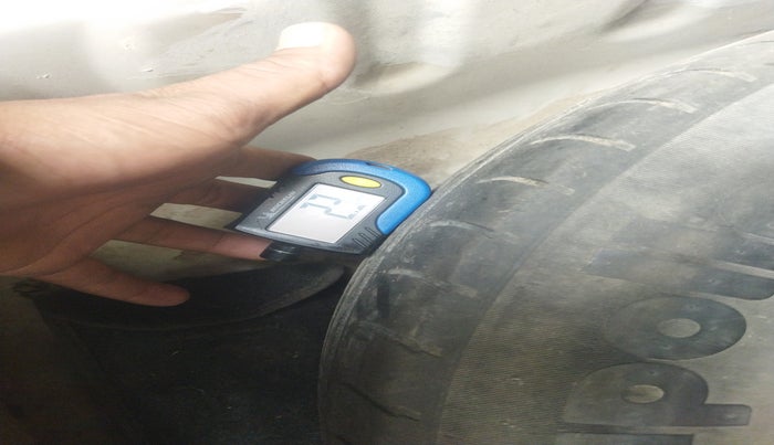 2020 Maruti Dzire VXI, Petrol, Manual, 64,680 km, tyre