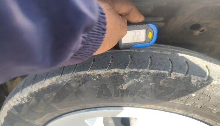 2013 Maruti Wagon R 1.0 LXI CNG, Petrol, Manual, 92,749 km, tyre